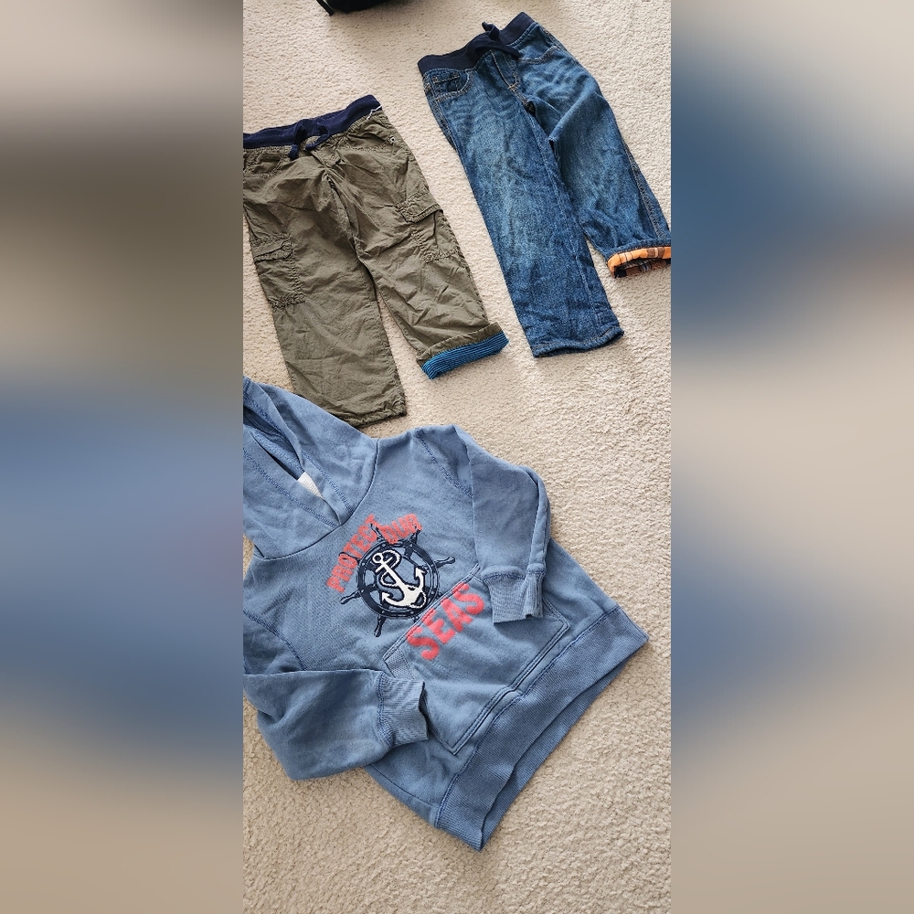 Gymboree Hoodie and Jeans kids (size 3/4)